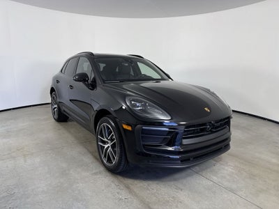 2026 Porsche Macan AWD