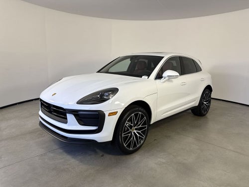 2026 Porsche Macan AWD