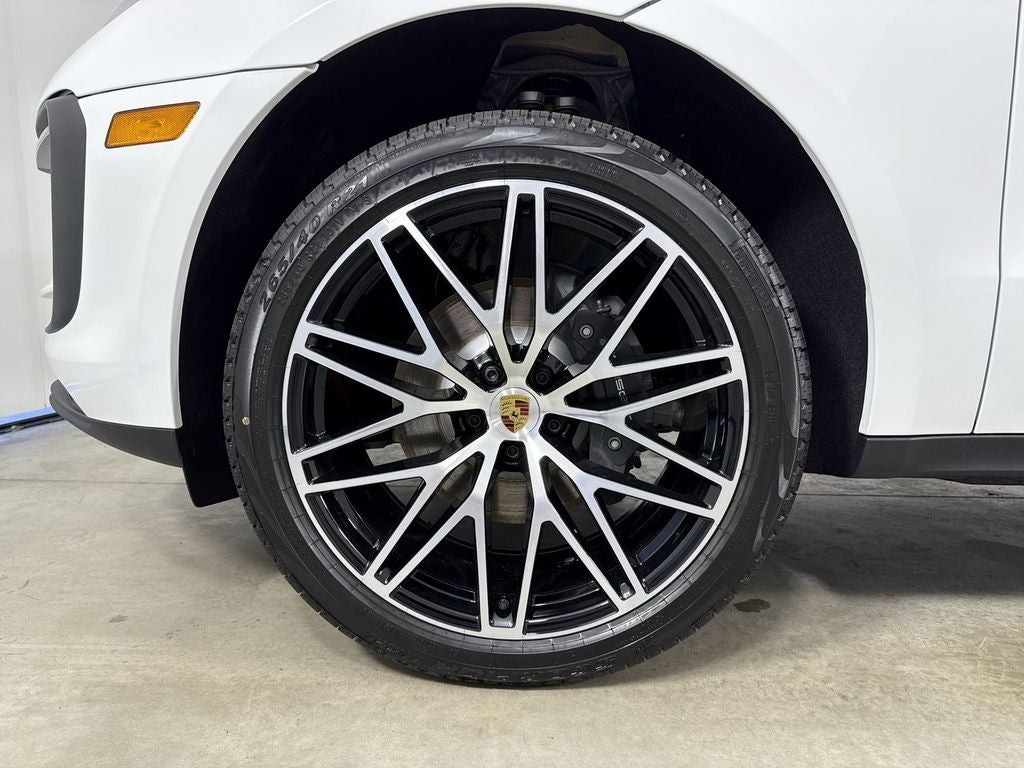2026 Porsche Macan AWD