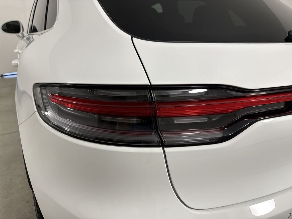2026 Porsche Macan AWD