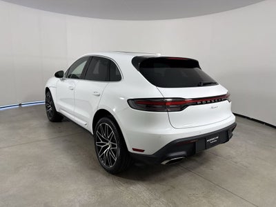 2026 Porsche Macan AWD