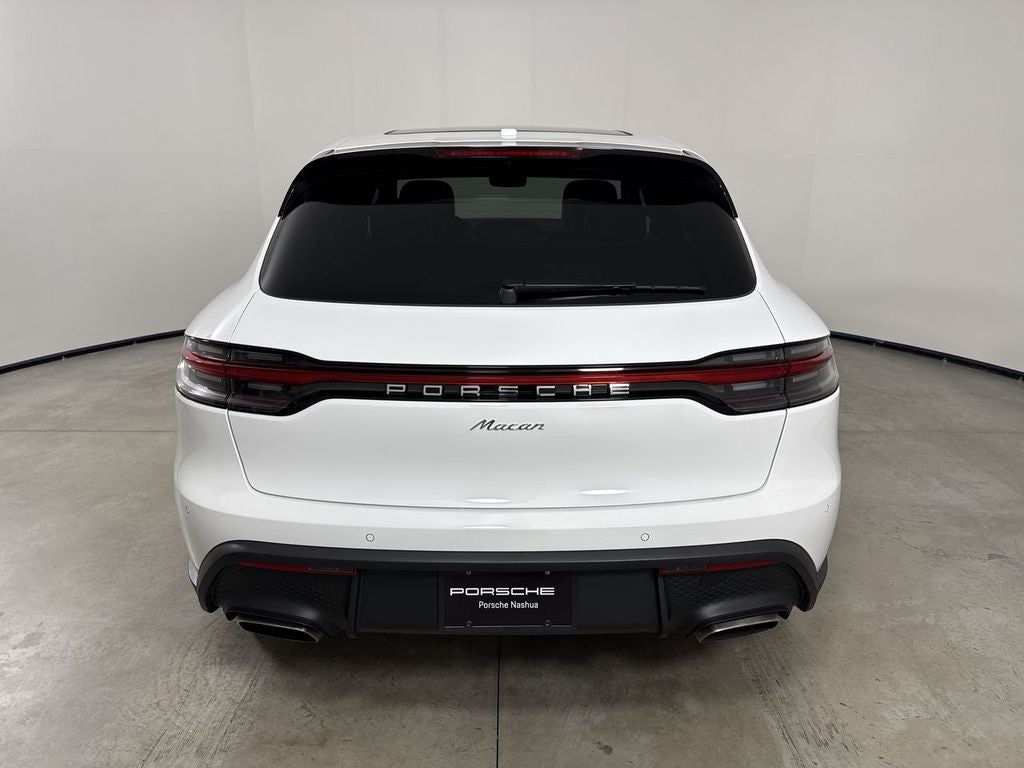 2026 Porsche Macan AWD