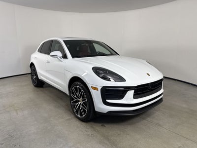 2026 Porsche Macan AWD