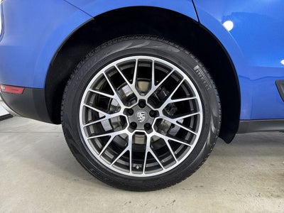 2018 Porsche Macan Sport Edition