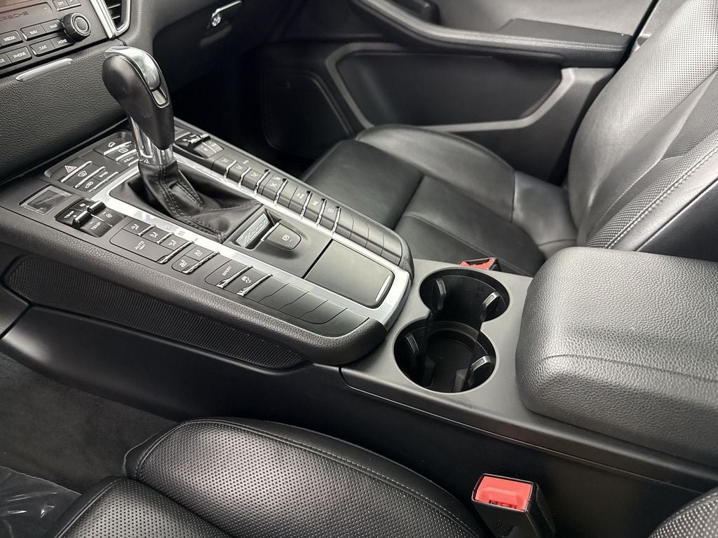 2018 Porsche Macan Sport Edition