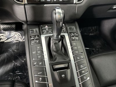2018 Porsche Macan Sport Edition