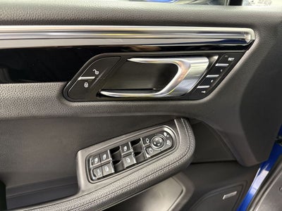2018 Porsche Macan Sport Edition