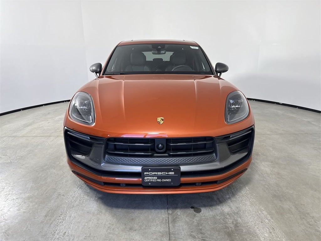 2023 Porsche Macan T