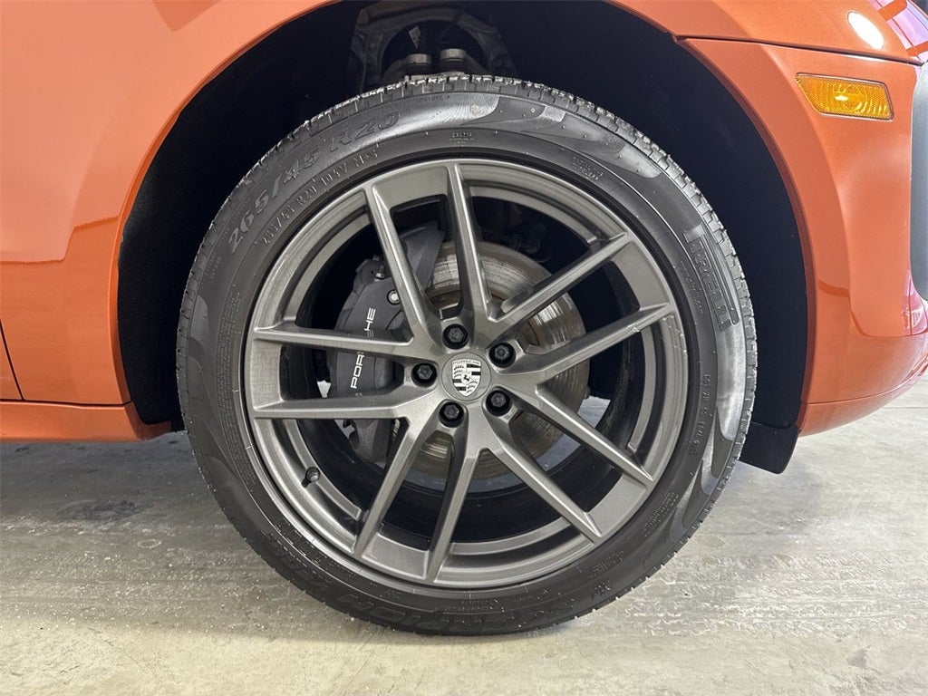 2023 Porsche Macan T
