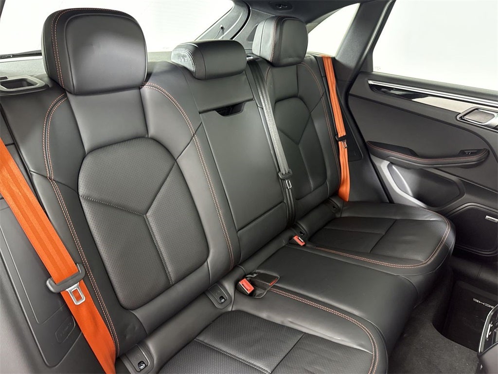 2023 Porsche Macan T