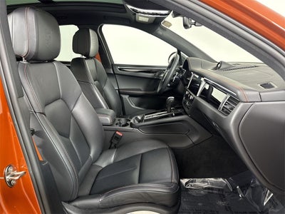 2023 Porsche Macan T