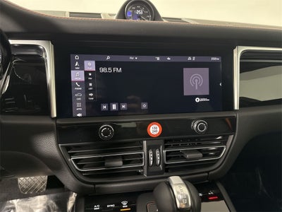 2023 Porsche Macan T
