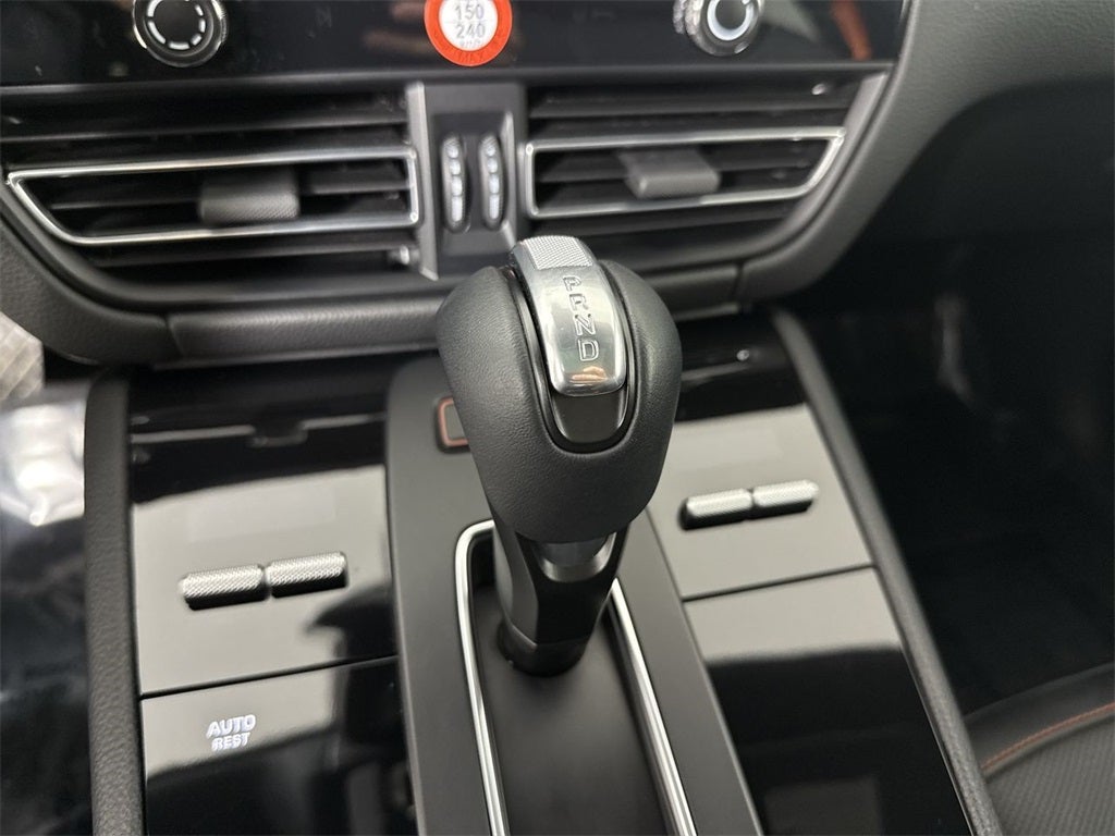 2023 Porsche Macan T