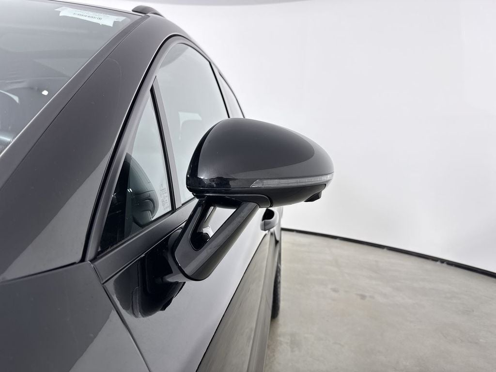 2024 Porsche Macan AWD