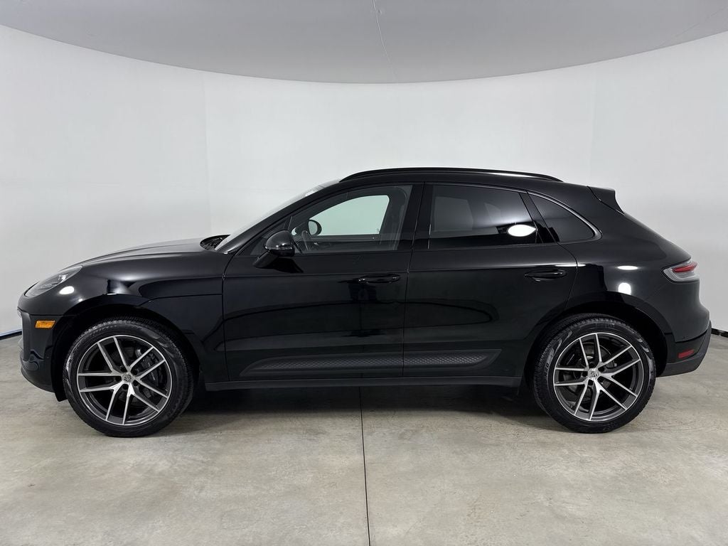 2024 Porsche Macan AWD