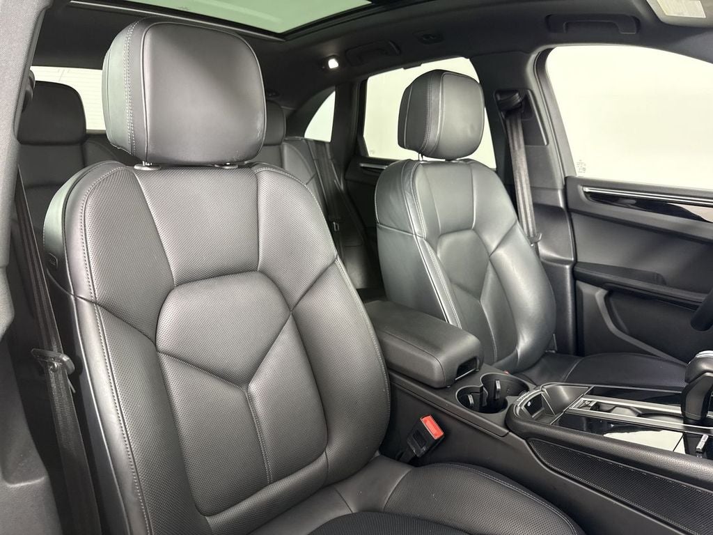 2024 Porsche Macan AWD
