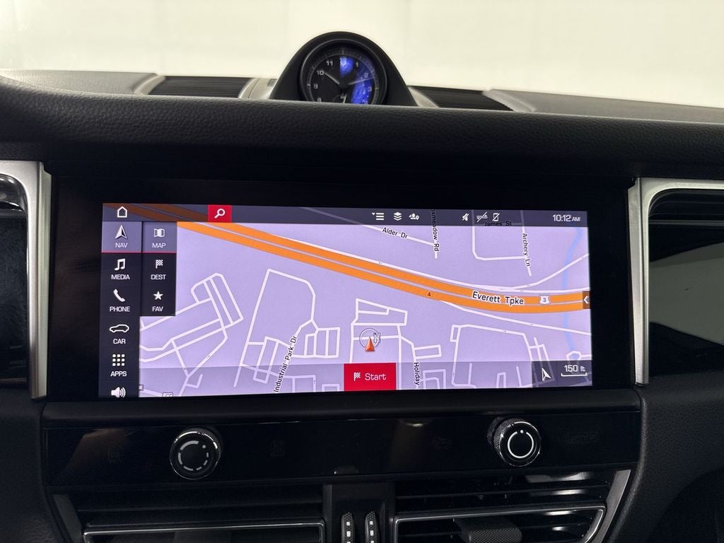 2024 Porsche Macan AWD