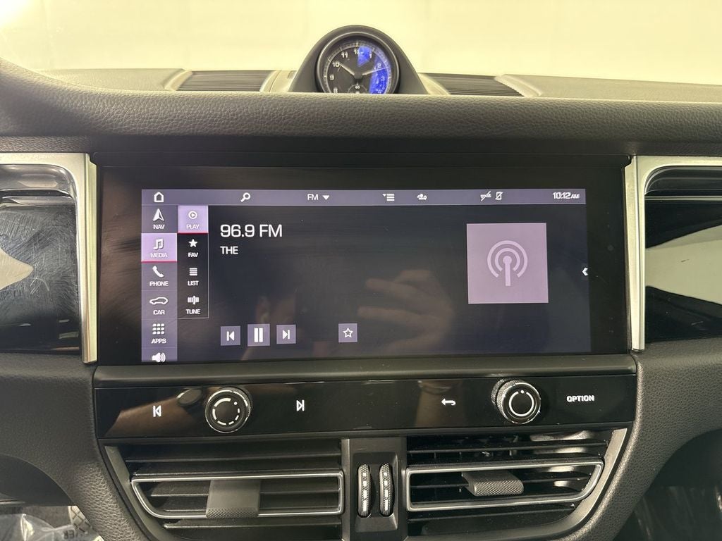 2024 Porsche Macan AWD