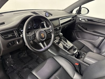 2024 Porsche Macan AWD