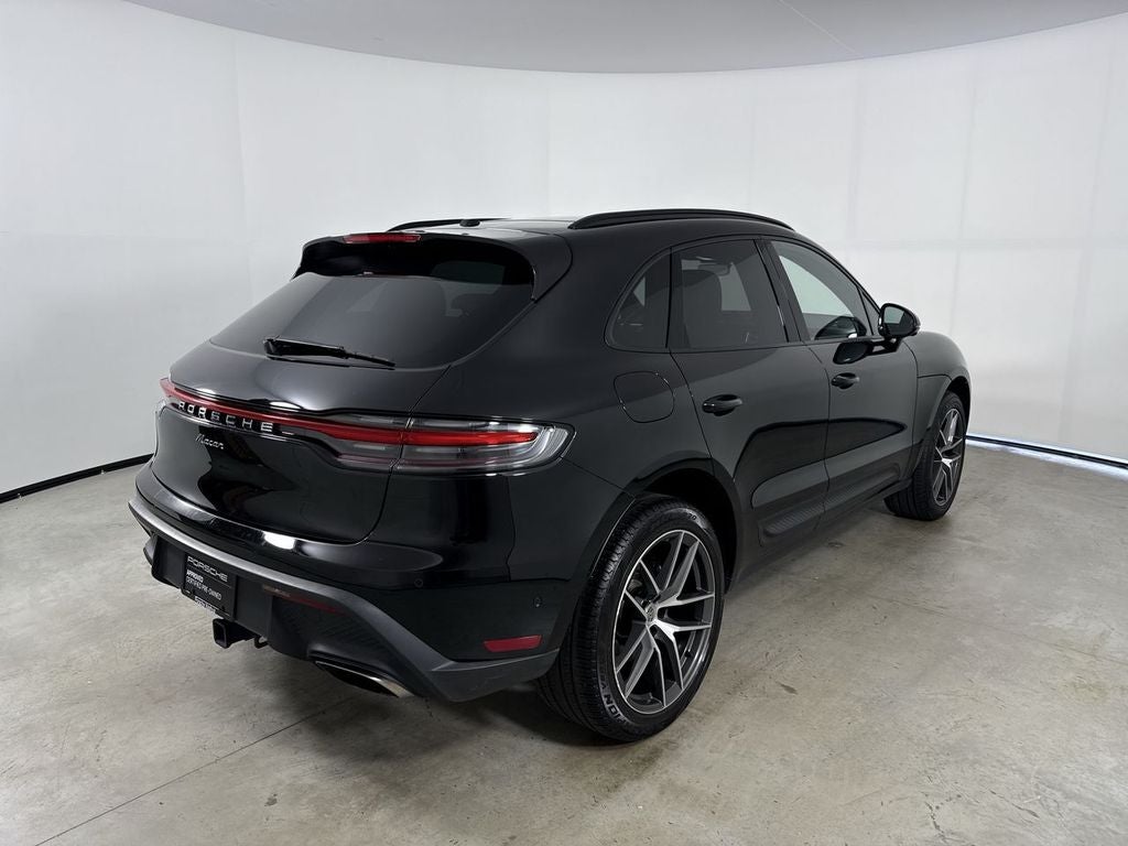 2024 Porsche Macan AWD