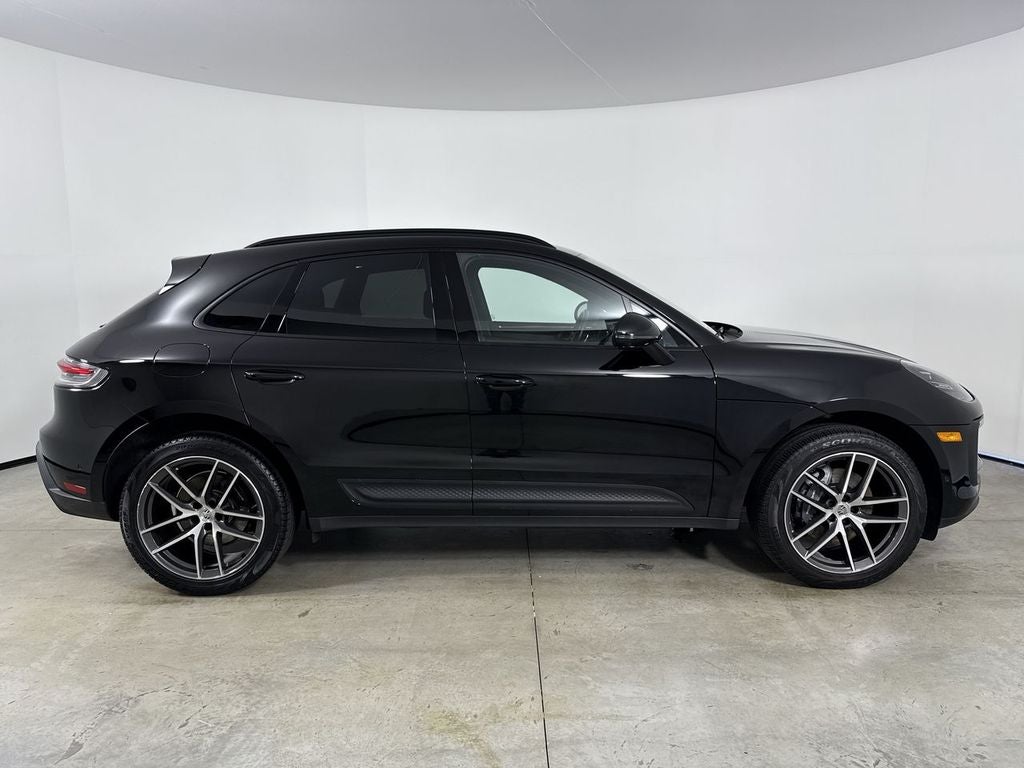 2024 Porsche Macan AWD