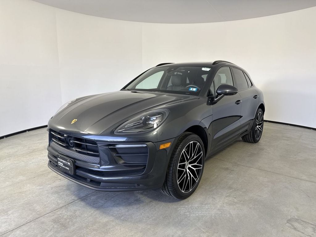 2024 Porsche Macan T