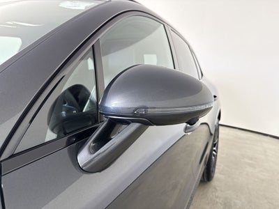 2024 Porsche Macan T