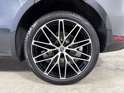 2024 Porsche Macan T