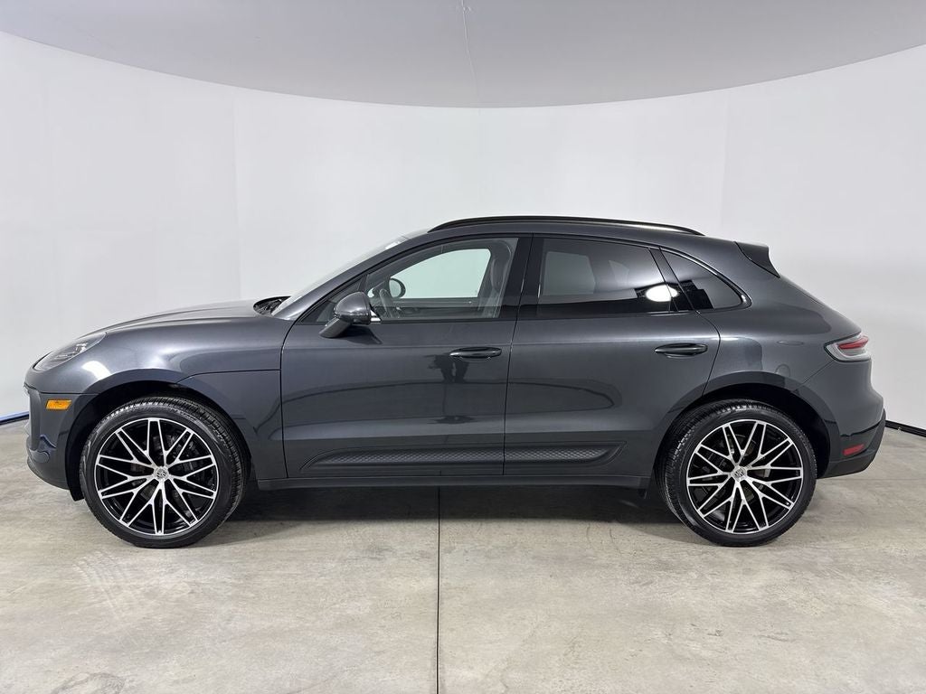 2024 Porsche Macan T