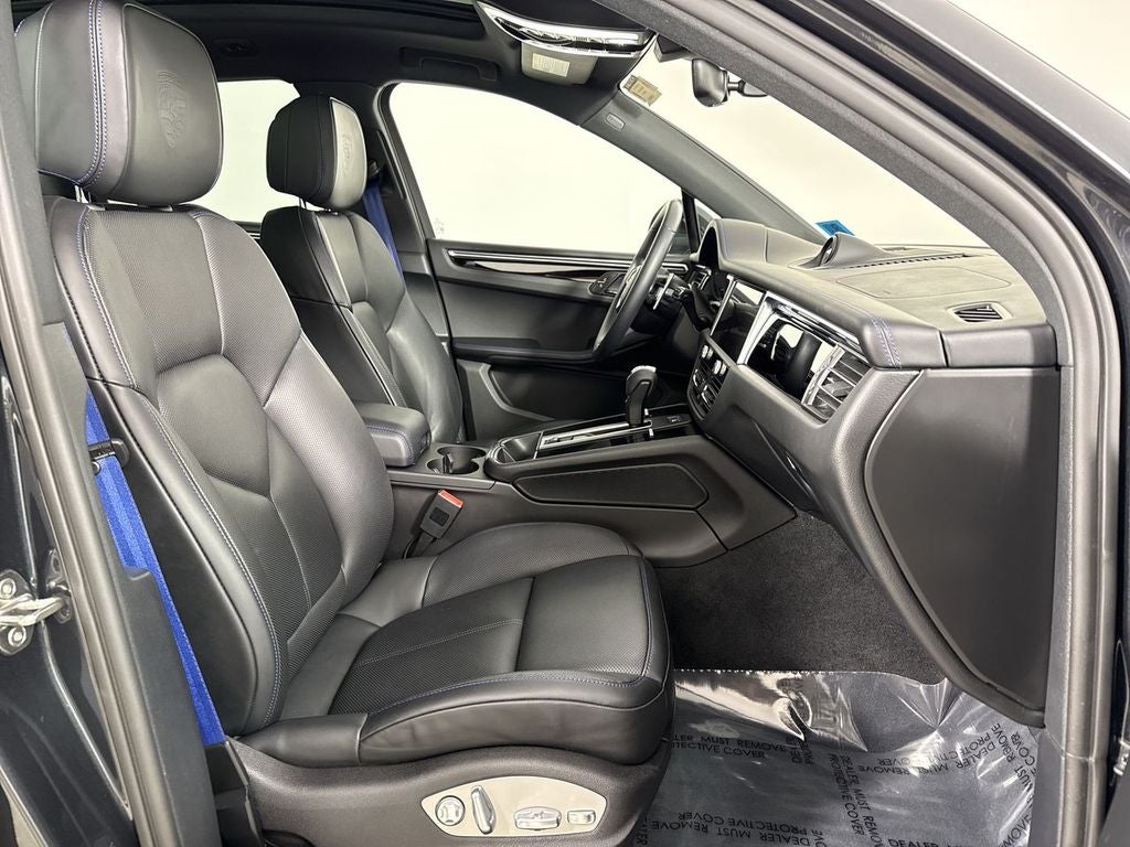 2024 Porsche Macan T