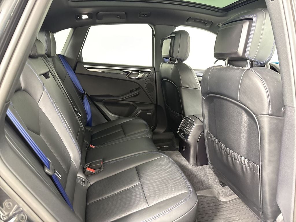 2024 Porsche Macan T