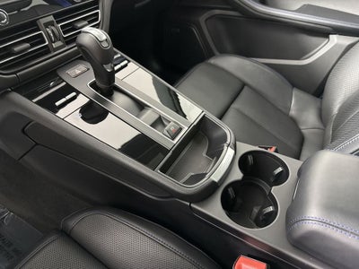 2024 Porsche Macan T