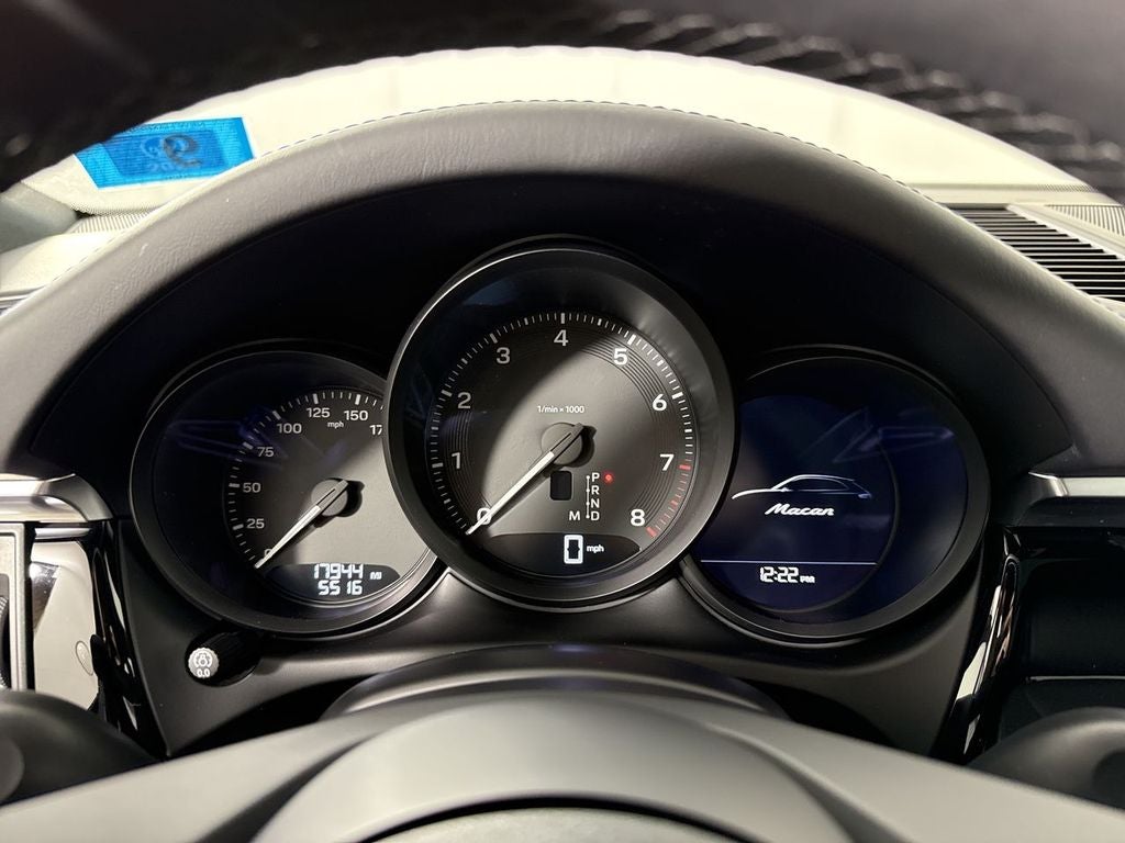 2024 Porsche Macan T