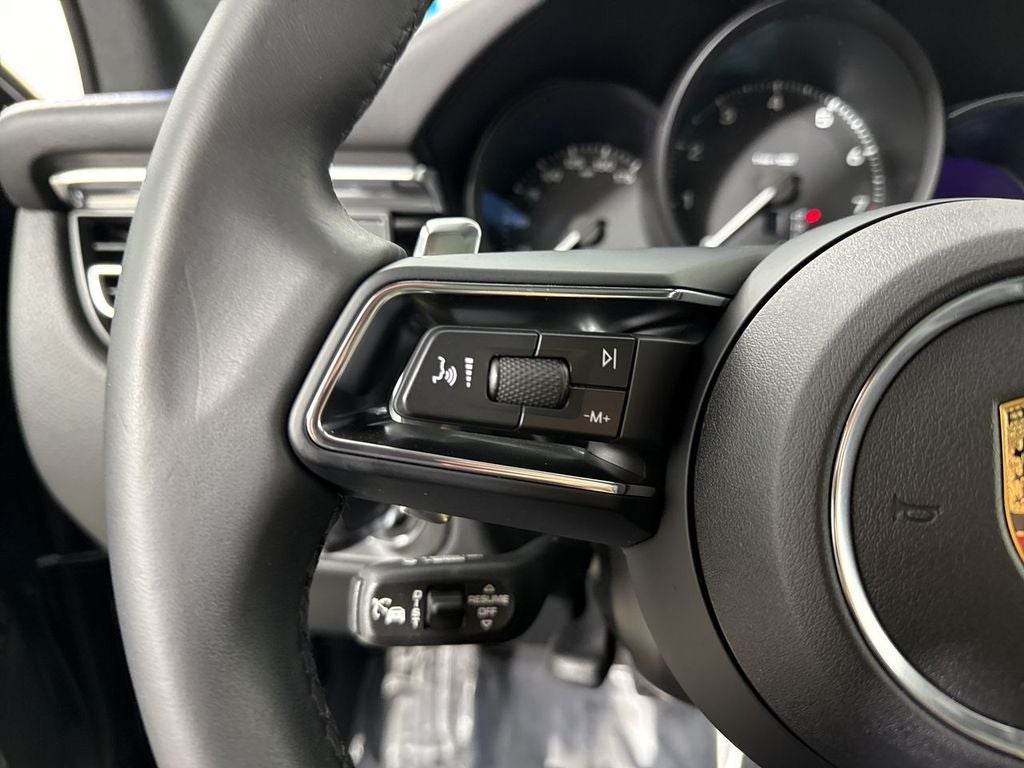 2024 Porsche Macan T