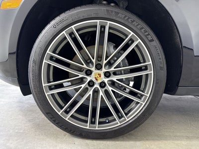 2024 Porsche Macan AWD