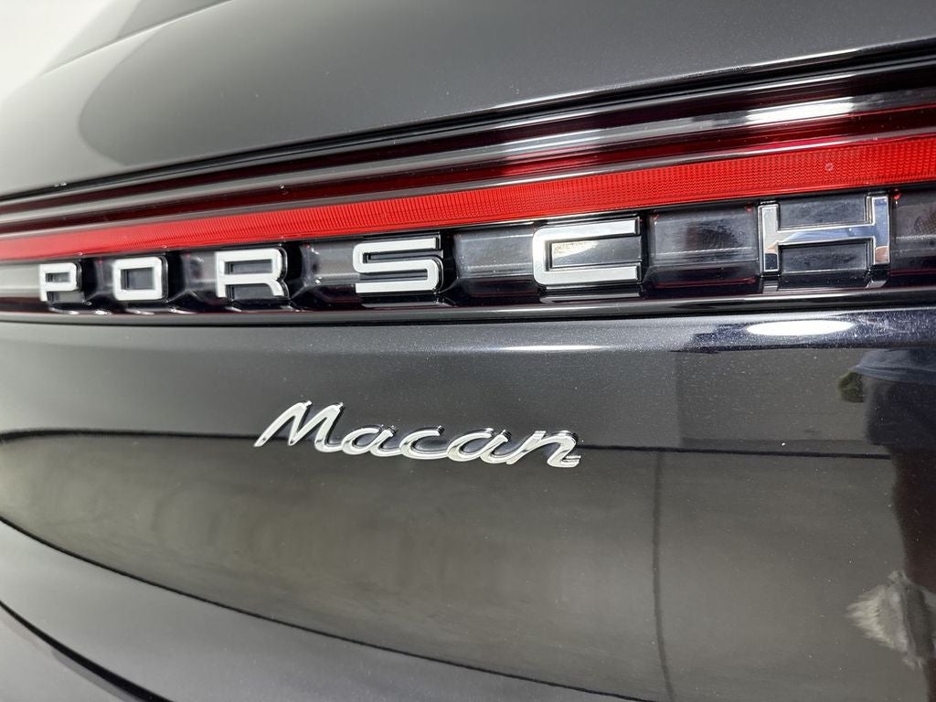 2024 Porsche Macan AWD