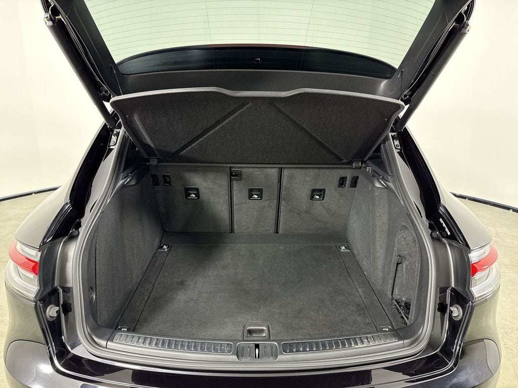 2024 Porsche Macan AWD