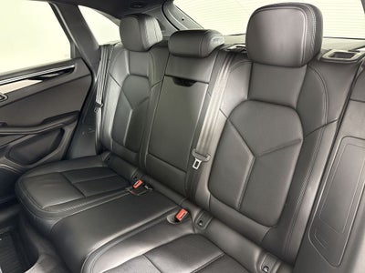 2024 Porsche Macan AWD