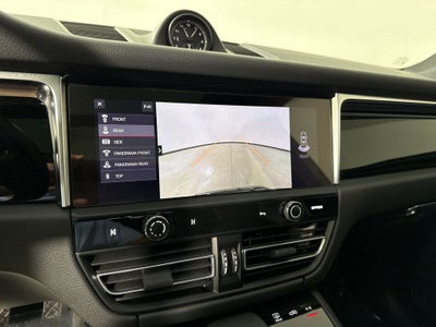 2024 Porsche Macan AWD