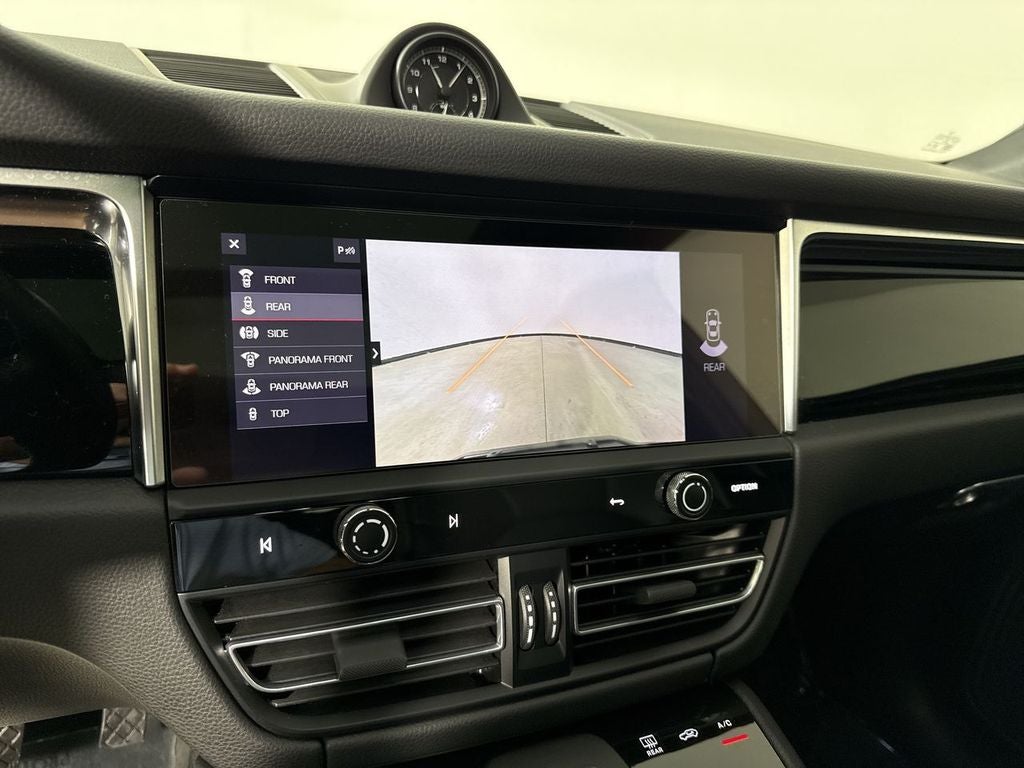 2024 Porsche Macan AWD