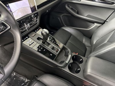 2024 Porsche Macan AWD