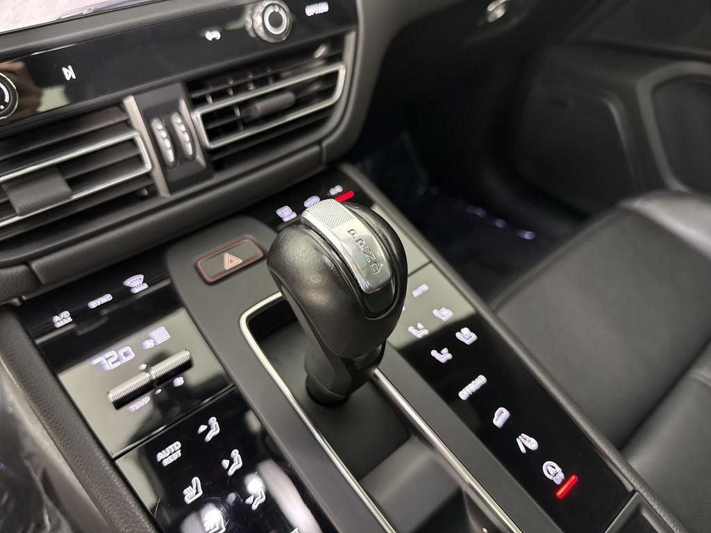 2024 Porsche Macan AWD