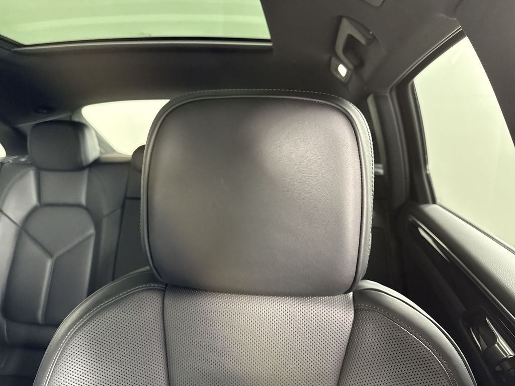 2024 Porsche Macan AWD