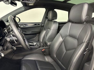 2024 Porsche Macan AWD