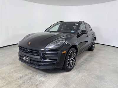 2025 Porsche Macan AWD
