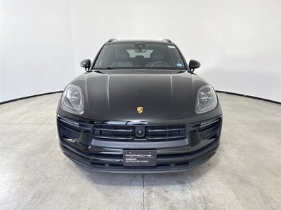 2025 Porsche Macan AWD