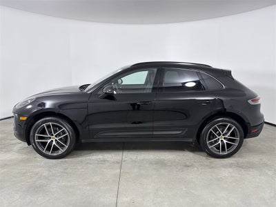 2025 Porsche Macan AWD
