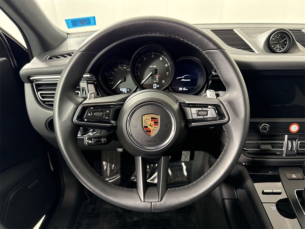 2025 Porsche Macan AWD