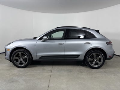 2025 Porsche Macan AWD