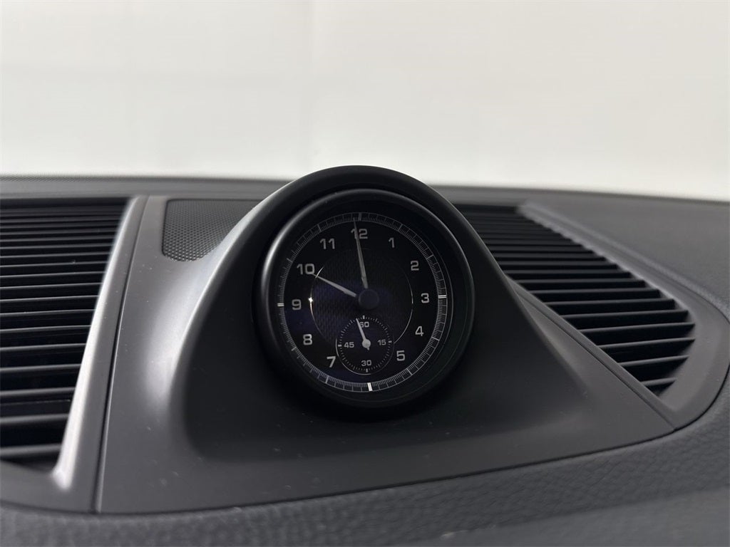 2025 Porsche Macan AWD